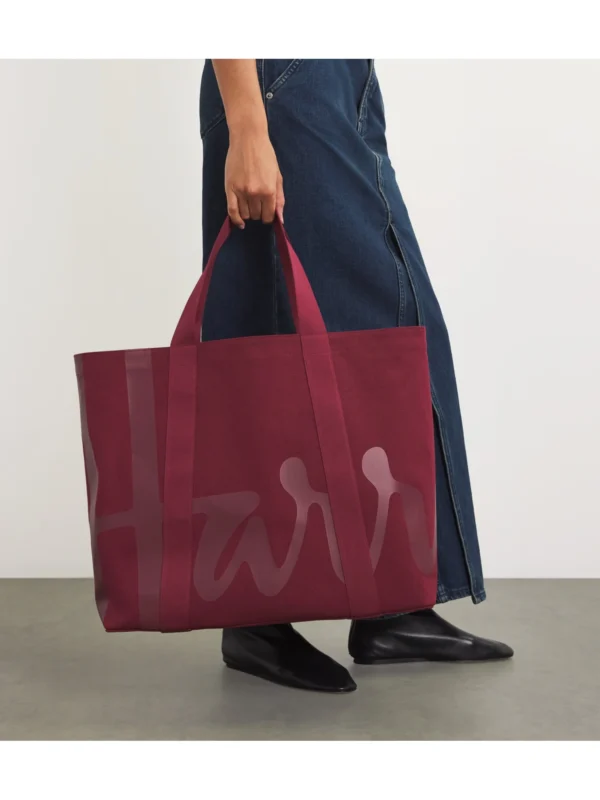 英國 Harrods 正品酒紅色重磅女用帆布包日常肩背實用比例參考