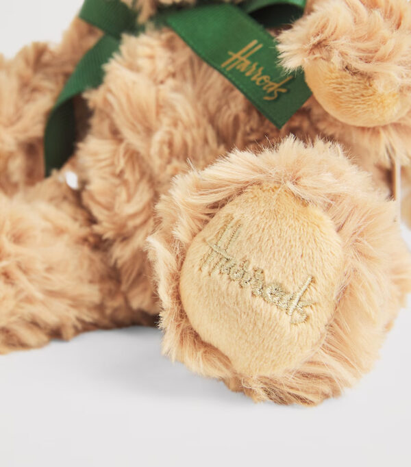 英國正品 Harrods 亨利泰迪熊捲毛材質與品牌標籤特寫