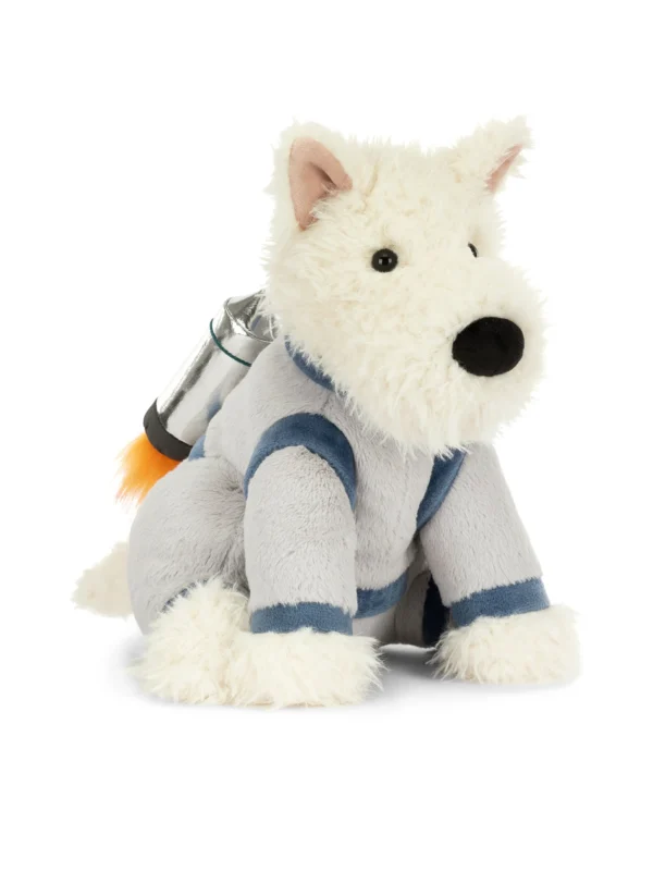 Jellycat 蘇格蘭梗犬太空服娃娃側面細節，展示背部帶有橘色絨毛火焰的噴射背包設計