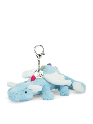 英國正品 Jellycat 飛龍包包吊飾側面特寫 - 搭配高質感便利金屬夾扣與柔軟觸感