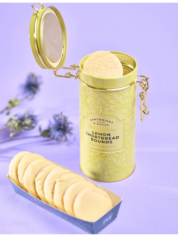 Cartwright & Butler 檸檬皮屑酥餅打開鐵盒展示與英式下午茶情境