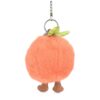 Amuseables-Peach-Bag-Charm_3-mc JELLYCAT 蜜桃吊飾背面與整體比例展示,尺寸約高 15cm,橘色絨毛質感細節