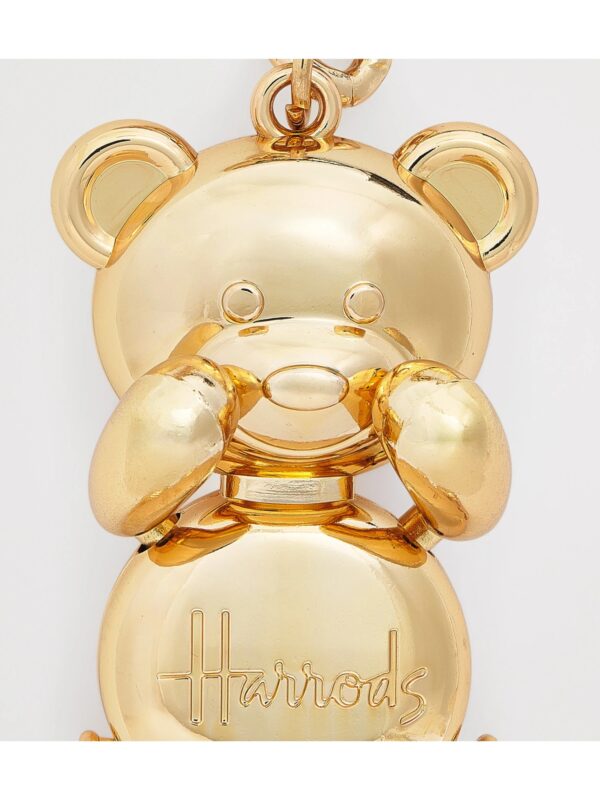 Harrods 關節熊鑰匙圈吊飾側面細節,全金屬光澤質感與精緻熊型輪廓
