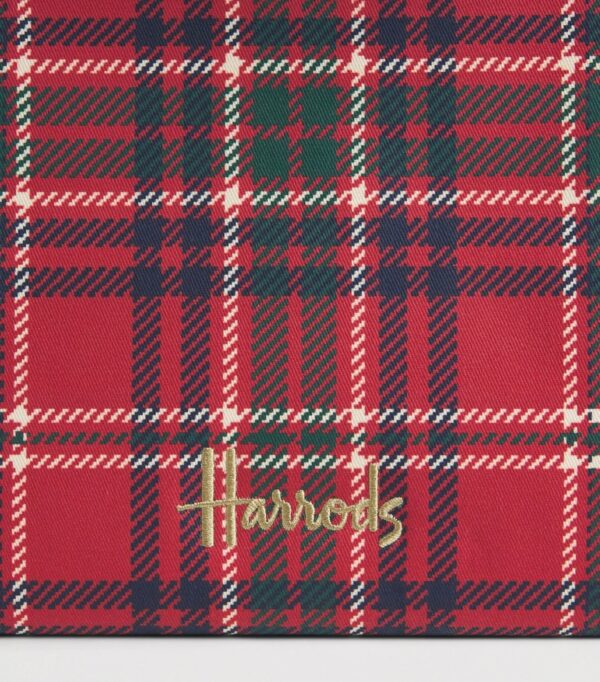 Harrods Small Tartan Tote Bag 內袋插袋細節，展示實用收納設計