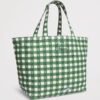 HDBB2612002-55_1-mc Harrods 綠色格紋肩背包側面角度,呈現 H33×W55×D22cm 的寬敞立體輪廓