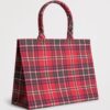 HDBB2622014-14_3-2-mc Harrods Tartan Tote Bag 側面角度,展示包身厚度與立體結構