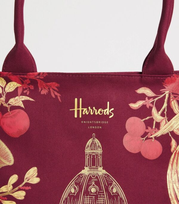Harrods 宮殿緹花手提包內部，展示內置插袋結構與純棉布料質感