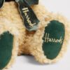 HDDB2620014-82_3-mc Harrods 亨利熊腳底特寫,清晰可見品牌刺繡標誌