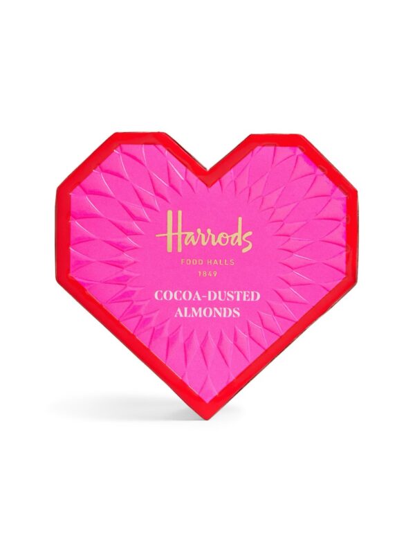 HDFC2610003-12-uni 英國 Harrods 螢光粉紅心型禮盒正面,搭配可可粉烤杏仁點心包裝