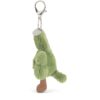 JELLYCAT-Amuseables-Siofra-Shamrock-Bag-Charm_2-mc JELLYCAT 三葉草吊飾掛於包包上的實搭情境,呈現可愛垂墜效果