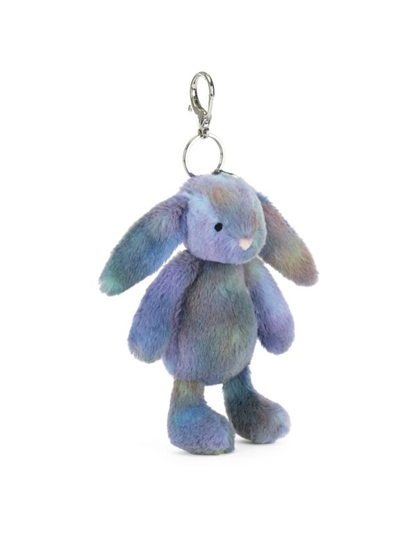 JELLYCAT-Zodihop-Luxe-Bunny-bag-Charm_2-2-mc JELLYCAT Zodihop Luxe 兔子吊飾實際懸掛於包包上的使用情境,展現可愛趣味的搭配效果