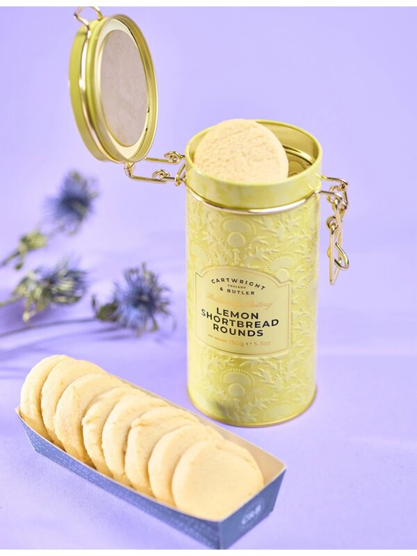 CARTWRIGHT & BUTLER 檸檬皮酥餅鐵盒側面,展示品牌名稱與 150g 規格標示