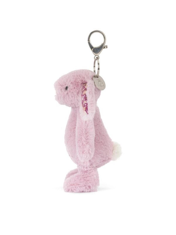 Thistlepop-Blossom-Bunny-Bag-Charm_4-mc JELLYCAT Blossom Bunny Bag Charm 掛於手提包上的搭配示意,展現包包點綴效果