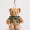 HDBD2633001-55_2 Harrods Henry Bear 托特包展開後全貌,亨利熊圖案位於包身中央,墨綠色設計搭配金色五金配件