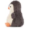 JCDB2630001-08_3 JELLYCAT 小花生企鵝與手部比例參考,呈現 12cm 嬌小可愛尺寸