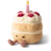 JCDB2630003-82_7 JELLYCAT 生日蛋糕絨毛玩偶手持尺寸對比,高約 16cm 輕巧可愛
