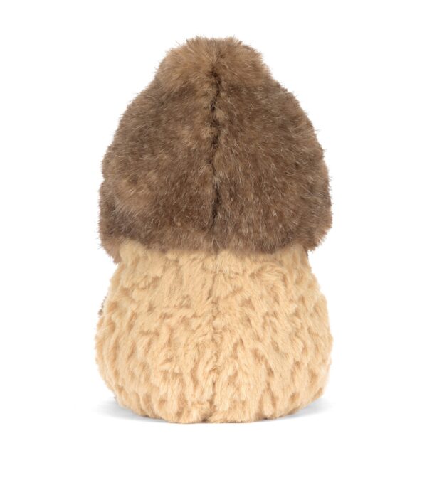 JCDB2630012-85_3 JELLYCAT Peanut Yeti 娃娃與手掌大小比例參考,呈現 15cm 迷你尺寸