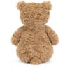 JCDB2630015-84_3 JELLYCAT Bartholomew Bear 娃娃與背景生活擺設搭配,呈現居家溫馨陳列情境