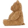 JCDB2630016-84_2 JELLYCAT 巴塞羅泰迪熊側面特寫,呈現可愛圓肚與柔軟絨爪細節