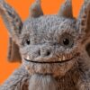 JCDB2630029-08_8 JELLYCAT Growlston Gargoyle 萬聖節禮物包裝情境,適合節日送禮場景