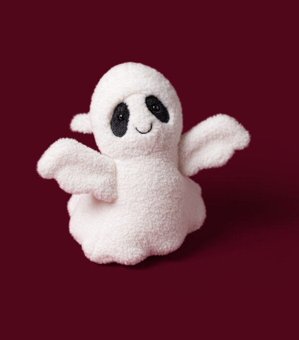 JCDB2630031-00_3 JELLYCAT Ghost Bob 與尺寸比例參考,高約19cm 手掌大小展示