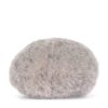JCDB2630036-08_3 JELLYCAT Amuseables Pebble 擺放於木質書架上,呈現居家療癒擺件場景