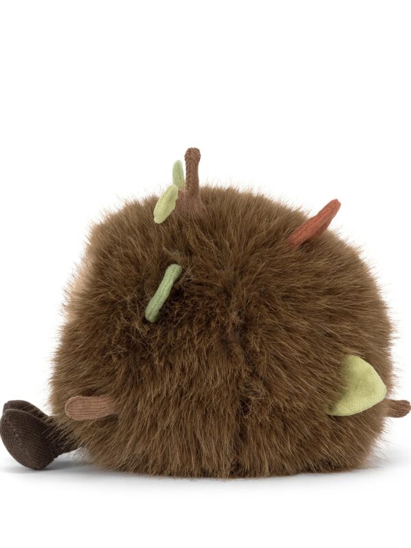 JELLYCAT Mulshi Woodland Floor 俯視角度,展示秋日落葉與樹枝細節紋理