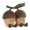 JCDB2630041-88_4 JELLYCAT Amuseables 橡實雙人組俯視角度,呈現整體圓潤造型與尺寸比例