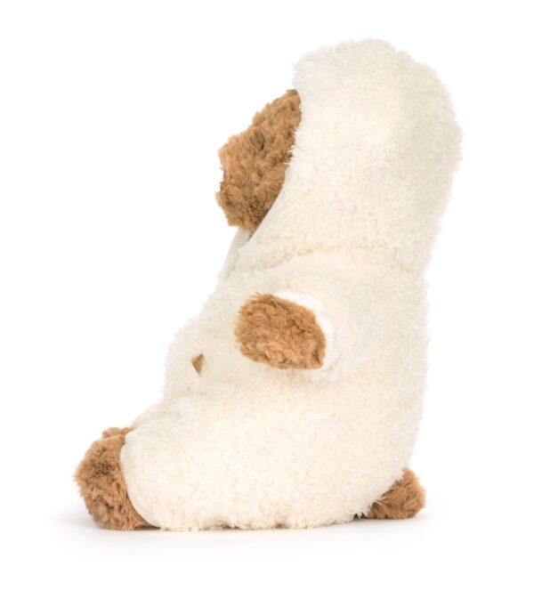 JCDB2630043-84_4 Jellycat 巴塞洛繆熊 26cm 尺寸比例展示,適合嬰兒床邊陪伴與收藏擺設